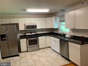 455 Ridgemore St in Fredericksburg, VA - Building Photo - Building Photo