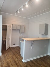 318 Main St, Unit #2 322.5 Main in Paris, KY - Foto de edificio - Building Photo