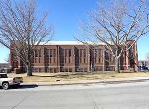 3 Point Lofts in Council Bluffs, IA - Building Photo - Building Photo