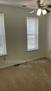 2617 W Cold Spring Ln photo'