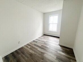 12 Blackall Rd in Milford, CT - Building Photo - Building Photo