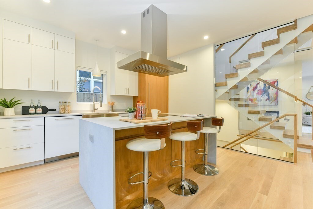 123 Walden St in Cambridge, MA - Building Photo