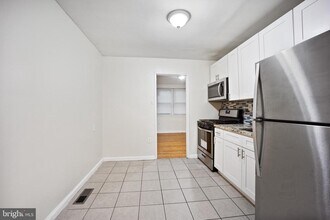 5324 N Marvine St in Philadelphia, PA - Foto de edificio - Building Photo