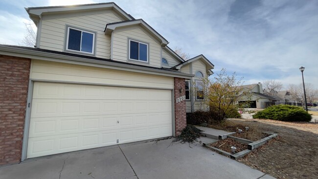 property at 2201 Winterstone Ct