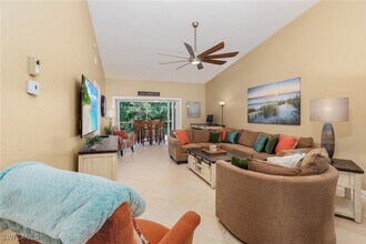 829 Tanbark Dr in Naples, FL - Building Photo - Building Photo