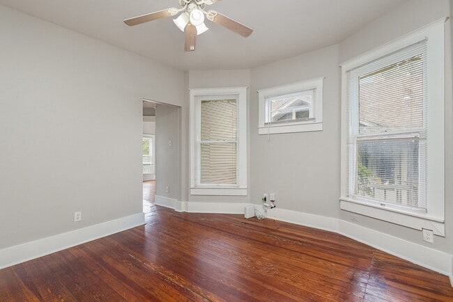1230 Kings Hwy in Dallas, TX - Building Photo - Building Photo