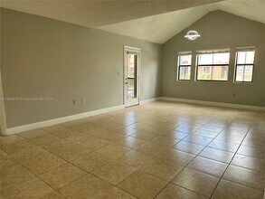 10500 SW 155th Ct in Miami, FL - Building Photo - Building Photo
