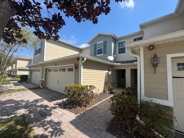 1221 Priory Cir in Winter Garden, FL - Foto de edificio - Building Photo
