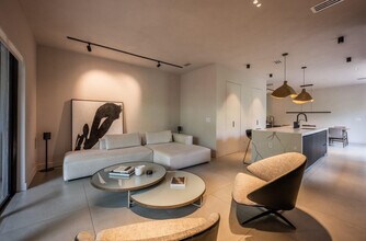 1635 SW 19th Ter in Miami, FL - Building Photo - Building Photo