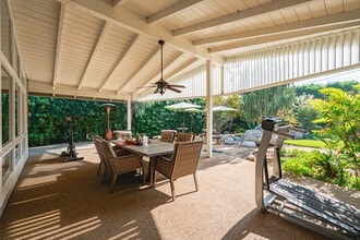 1342 Skyline Dr in Santa Ana, CA - Foto de edificio - Building Photo