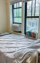 643 W Arlington Pl, Unit 2 in Chicago, IL - Foto de edificio - Building Photo