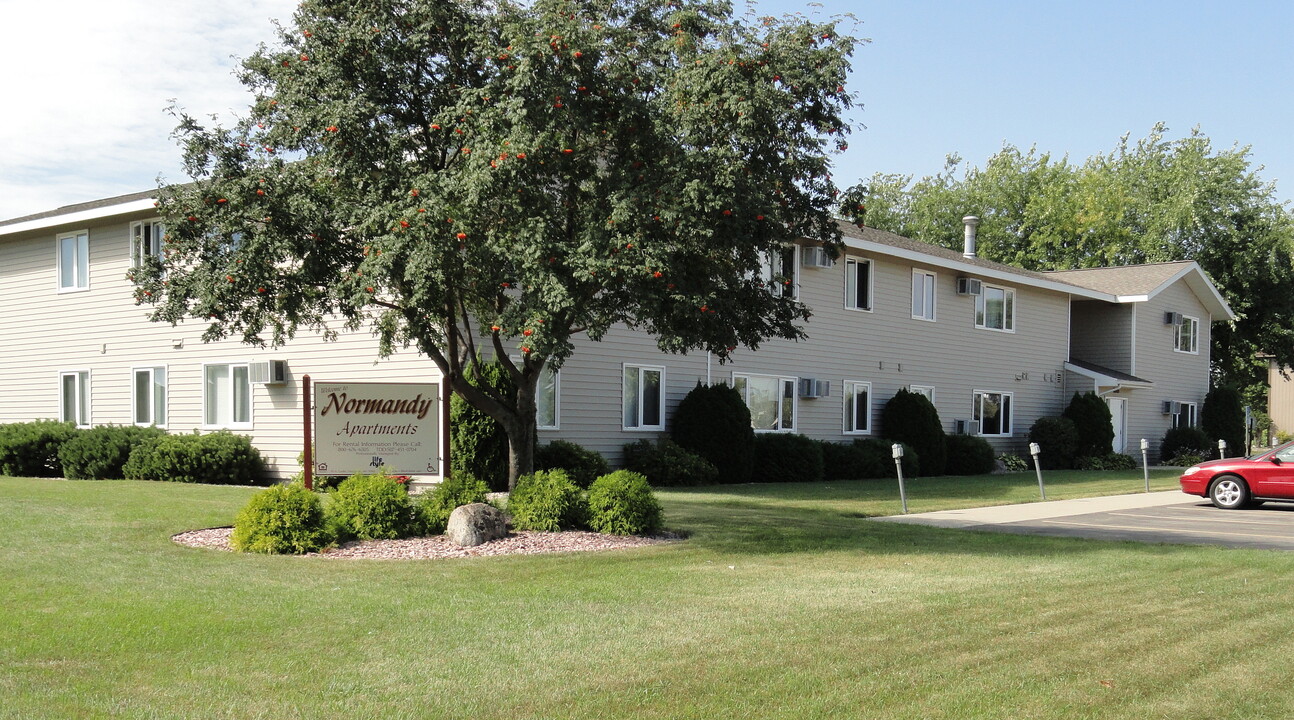 Normandy Apartments in Waseca, MN - Building Photo