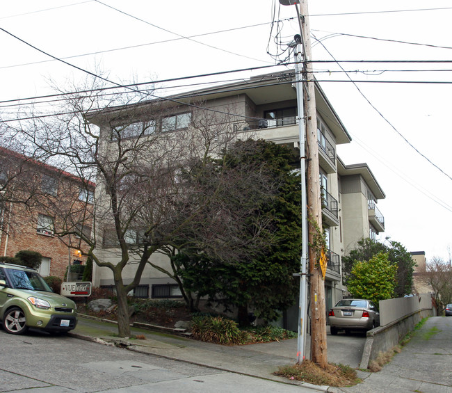 Vue Wind Apartments in Seattle, WA - Building Photo - Building Photo