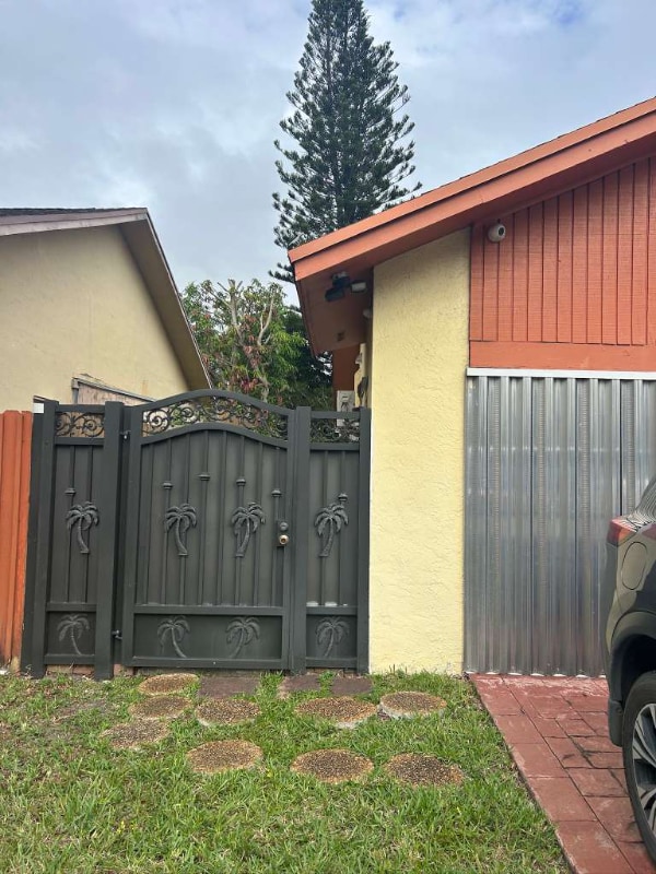 property at 12945 SW 116th St