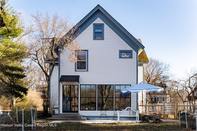 property at 5 Fairview Ave