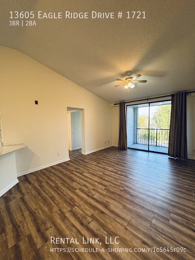 13605 Eagle Ridge Dr in Ft. Myers, FL - Foto de edificio - Building Photo