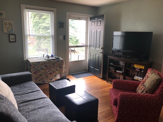 1343 Ida Ave, Unit A in Columbus, OH - Foto de edificio - Building Photo