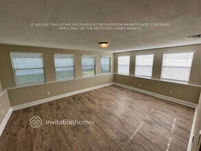 7012 Allview Dr in Tampa, FL - Building Photo - Building Photo