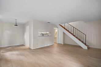 3291 Prince Edward Island Cir in Ft. Myers, FL - Building Photo - Building Photo