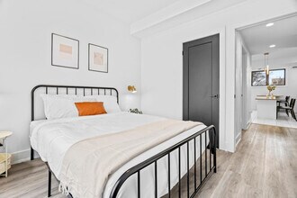 585 Queens Ave in London, ON - Building Photo - Building Photo