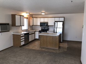 Royal Oaks Apartments