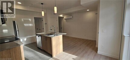 31 Mill St in Kitchener, ON - Building Photo - Building Photo