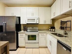 2865 Woodlands Park Ct in Lake Mary, FL - Building Photo - Building Photo