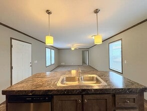 10694 State Rte 762 in Lockbourne, OH - Building Photo - Building Photo