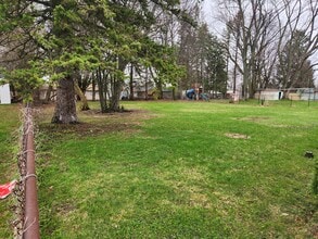 118 Barclay Rd in Camillus, NY - Building Photo - Building Photo