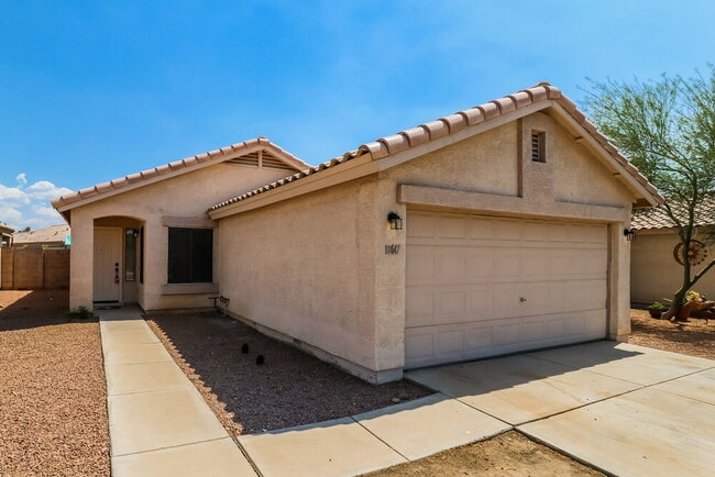 property at 10617 W Piccadilly Rd
