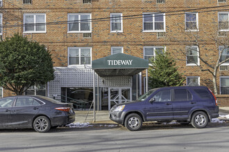 The Tideway in Bronx, NY - Building Photo - Building Photo