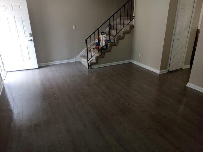 6354 Shannon Pky in Union City, GA - Building Photo - Building Photo