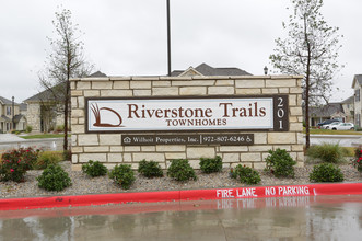 Riverstone Trails Apartments in Sunnyvale, TX - Building Photo - Building Photo