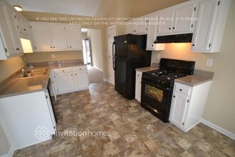 4216 Sturbridge Dr in Douglasville, GA - Foto de edificio - Building Photo