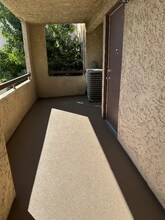 11411 Dronfield Ave-Unit -28 in Los Angeles, CA - Building Photo - Building Photo