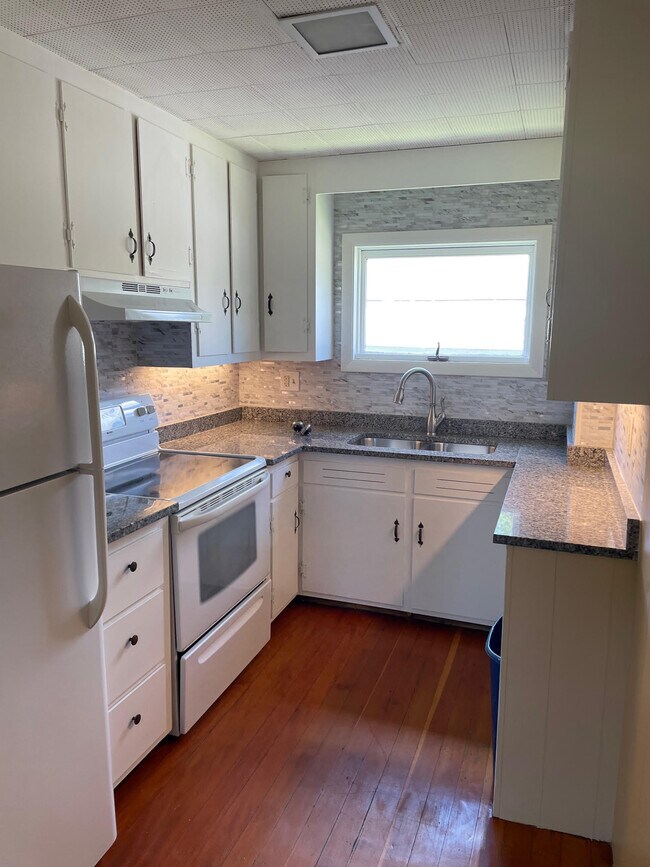 49 Homer St Rentals in Dartmouth, MA