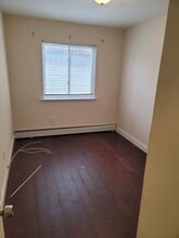 661 Nasby Pl in Queens, NY - Building Photo - Building Photo