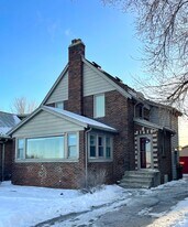 934 W Shore Dr in Madison, WI - Building Photo