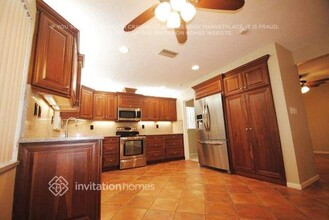 10274 Ramblewood Dr in Coral Springs, FL - Building Photo - Building Photo