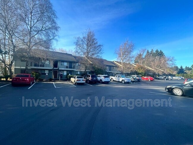 property at 7106 NE Hazel Dell Ave