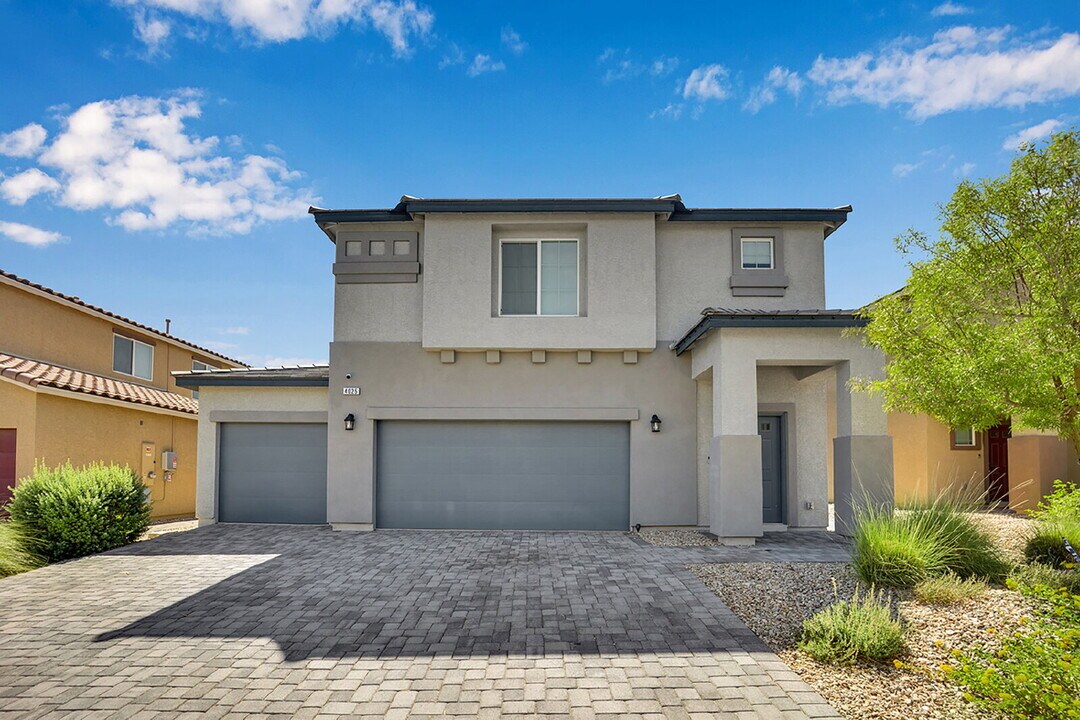 4025 Water Fern Ave in North Las Vegas, NV - Building Photo