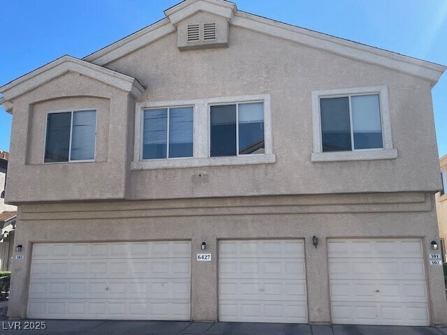 6427 Rusticated Stone Ave in Henderson, NV - Building Photo