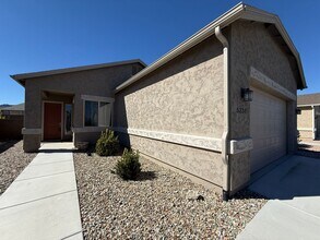 5234 N Elliot Ave in Prescott Valley, AZ - Building Photo - Building Photo