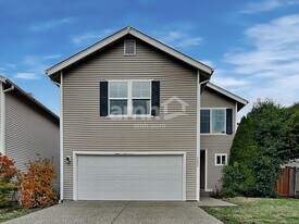 9523 187 St E in Puyallup, WA - Building Photo