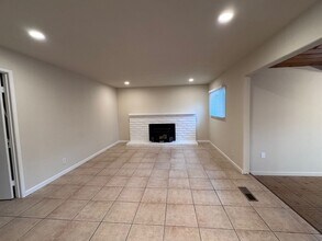 1281 Sabal Dr in San Jose, CA - Building Photo - Building Photo