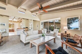 417 Serpentine Dr in Del Mar, CA - Foto de edificio - Building Photo