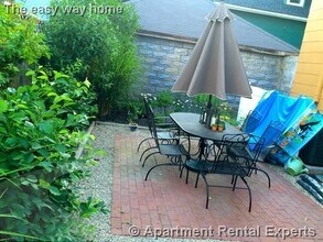 9 Claremon St, Unit 3 in Somerville, MA - Building Photo - Building Photo