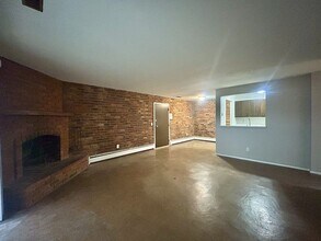Glen Parker Wood Flats in Cincinnati, OH - Building Photo - Interior Photo