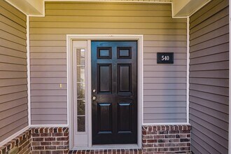 540 Canyon Oak Loop in Richmond Hill, GA - Building Photo - Building Photo