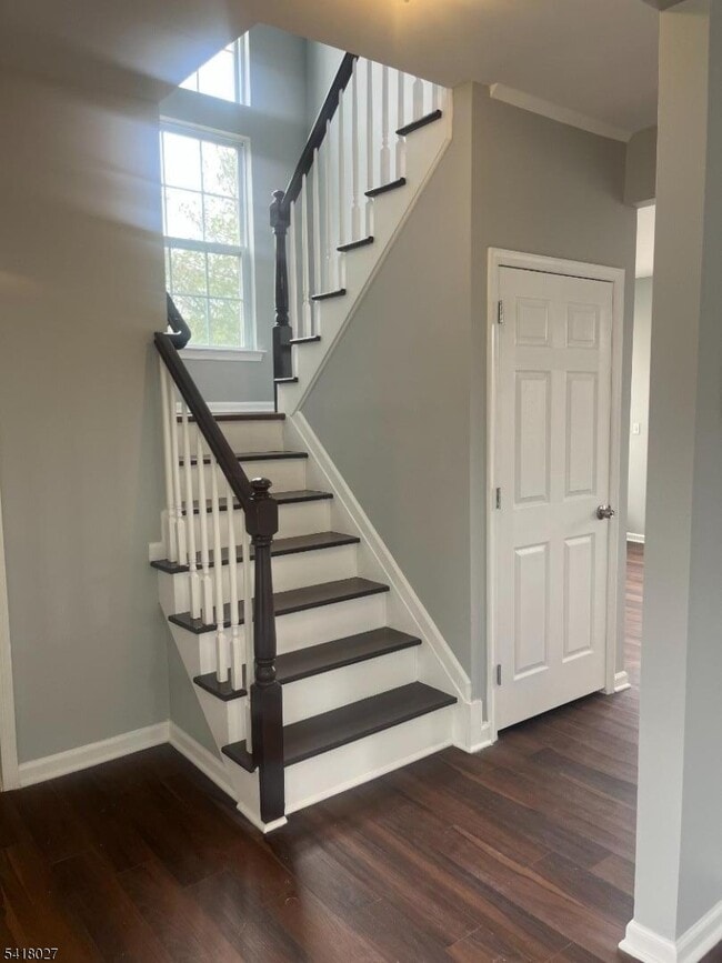 227 Winding Hill Dr in Hackettstown, NJ - Building Photo - Building Photo